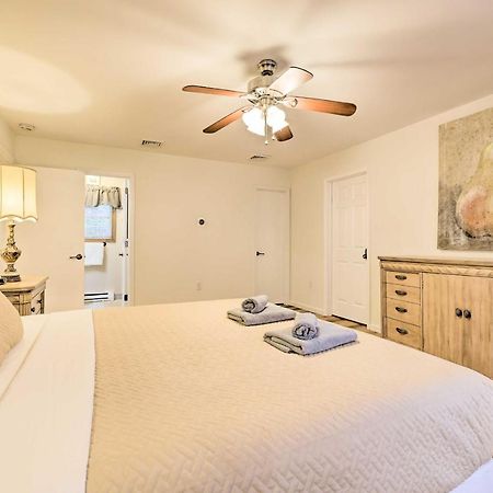 Spacious Tobyhanna Home With Lake Access And Fire Pit! Экстерьер фото