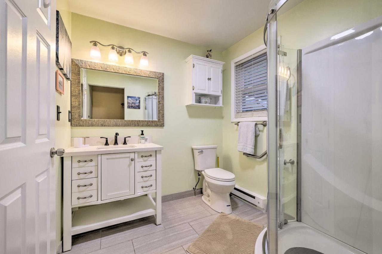 Spacious Tobyhanna Home With Lake Access And Fire Pit! Экстерьер фото
